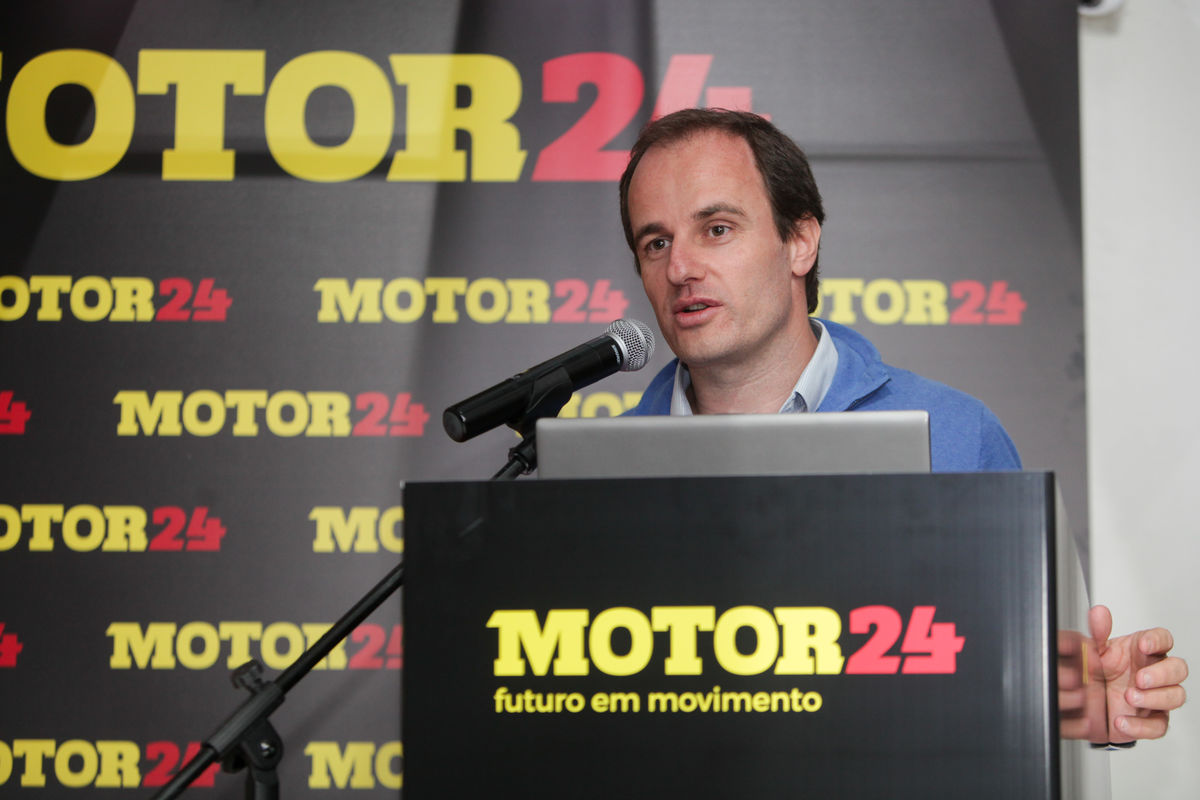 Apresentação Motor 24