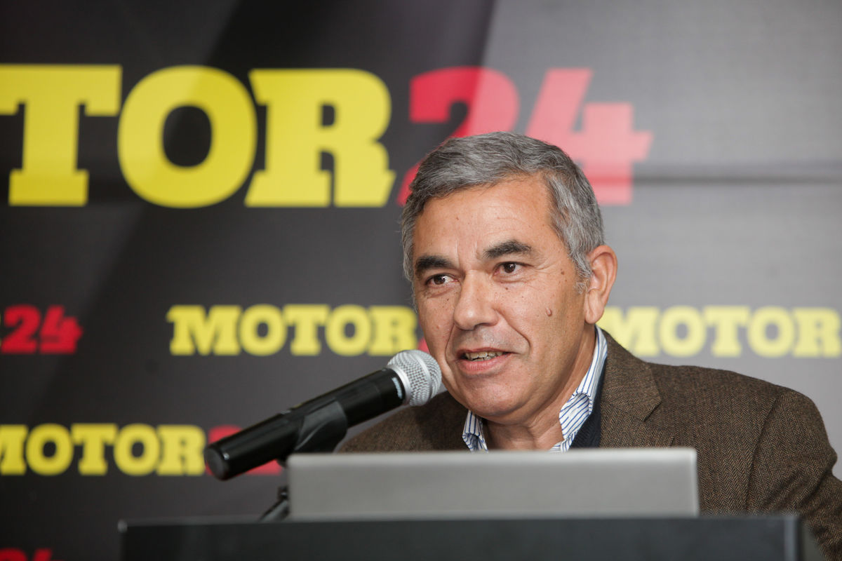 Apresentação Motor 24