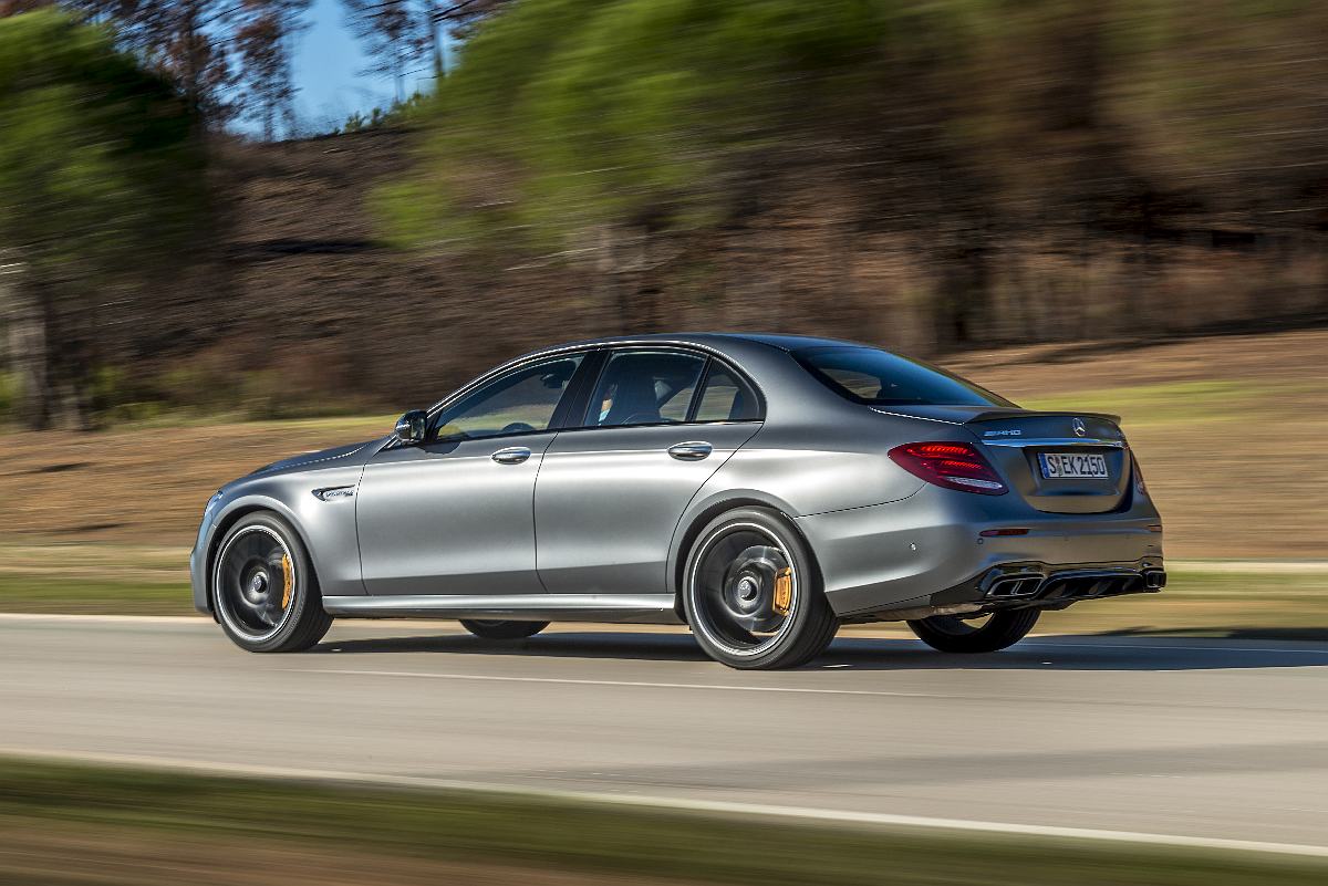 The new Mercedes – AMG E 63 4Matic + Portimao 2016