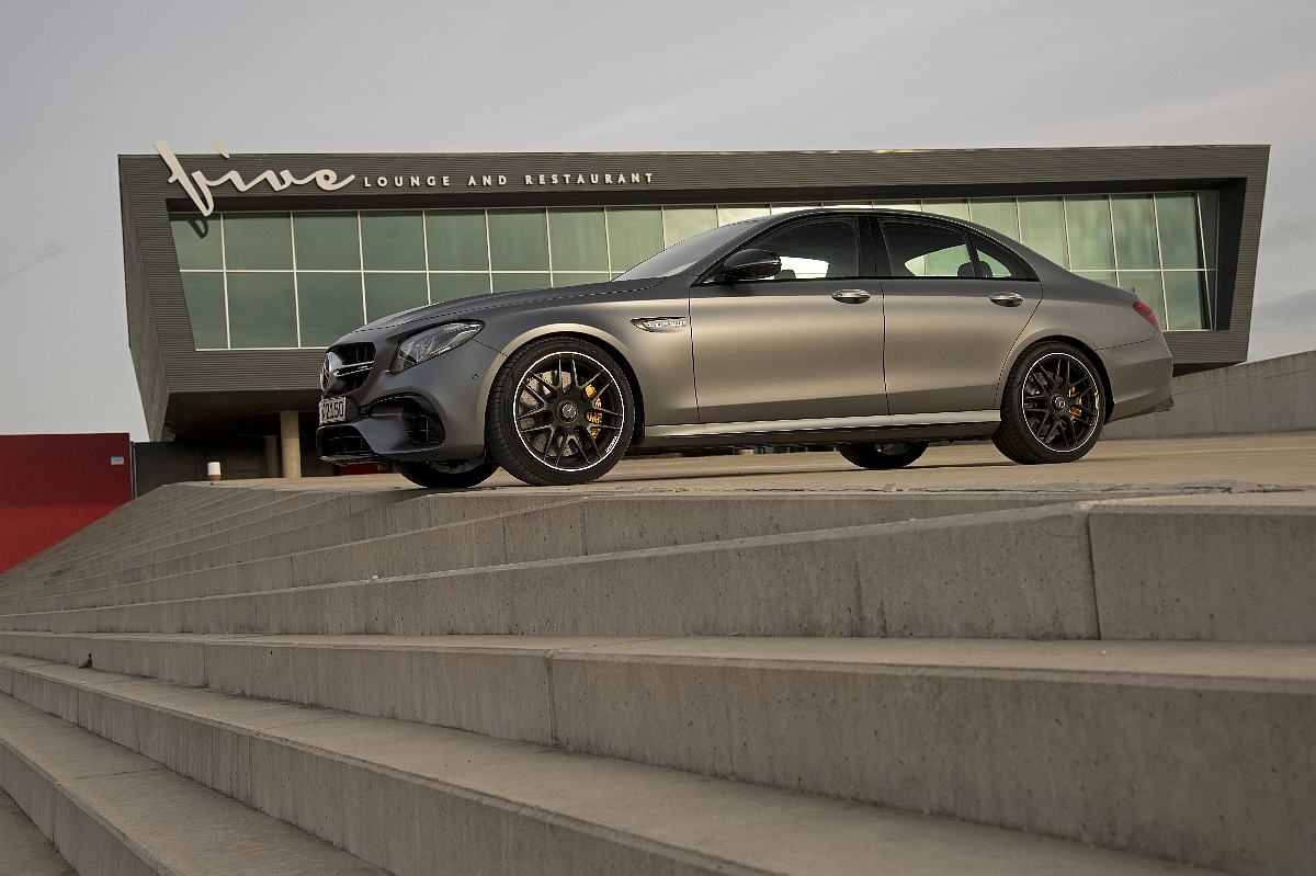 The new Mercedes – AMG E 63 4Matic + Portimao 2016