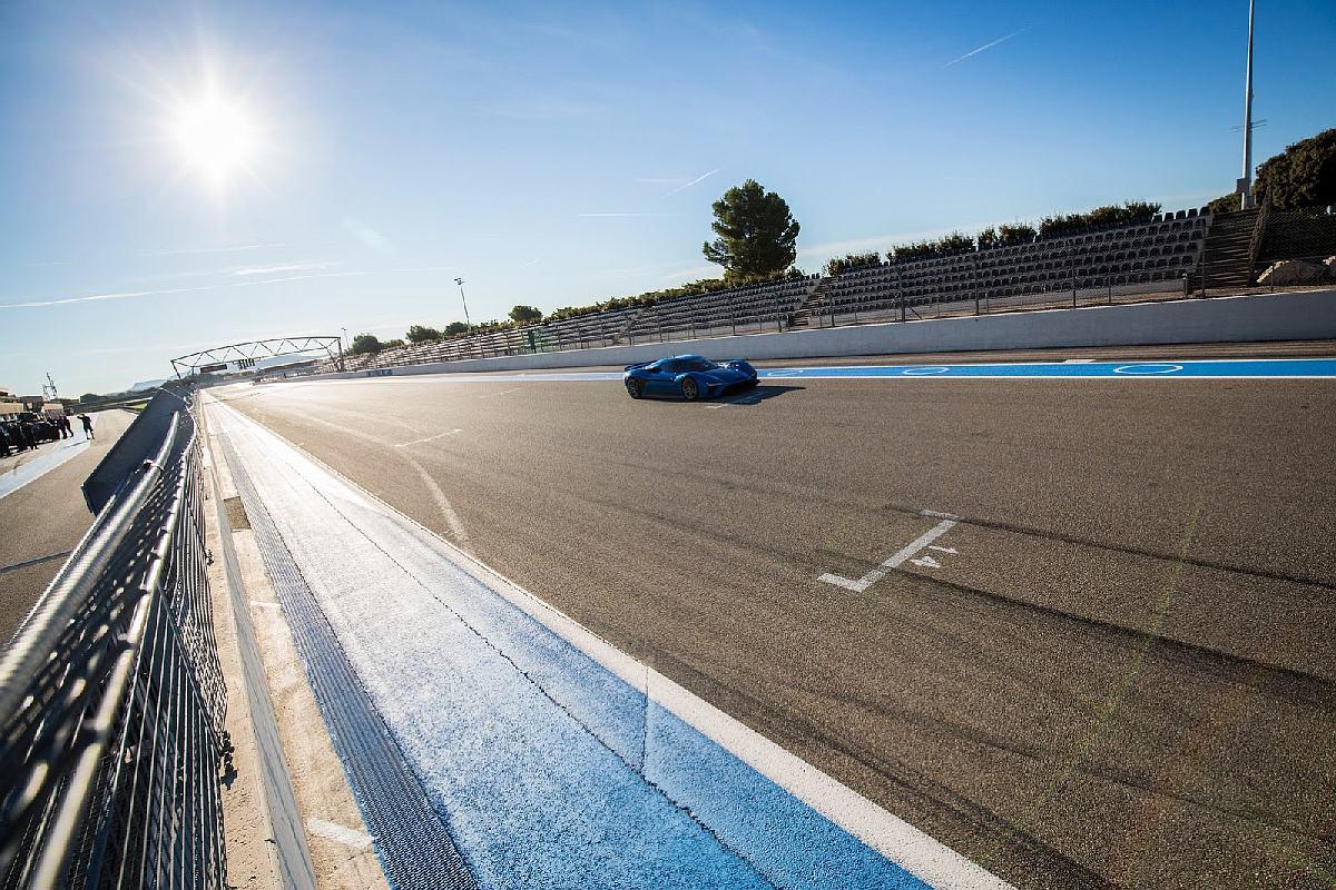 nextev-launches-worlds-fastest-ev-20