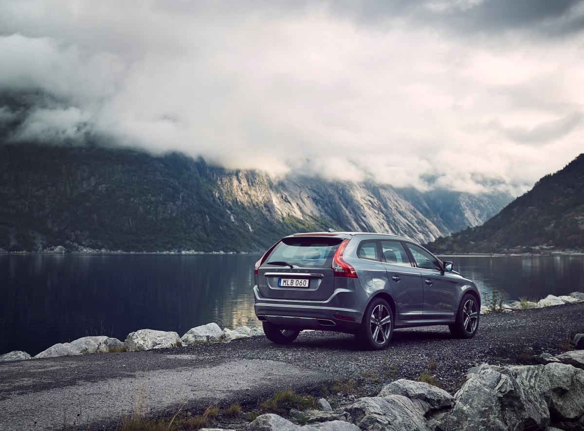 Volvo XC60 rear 3/4