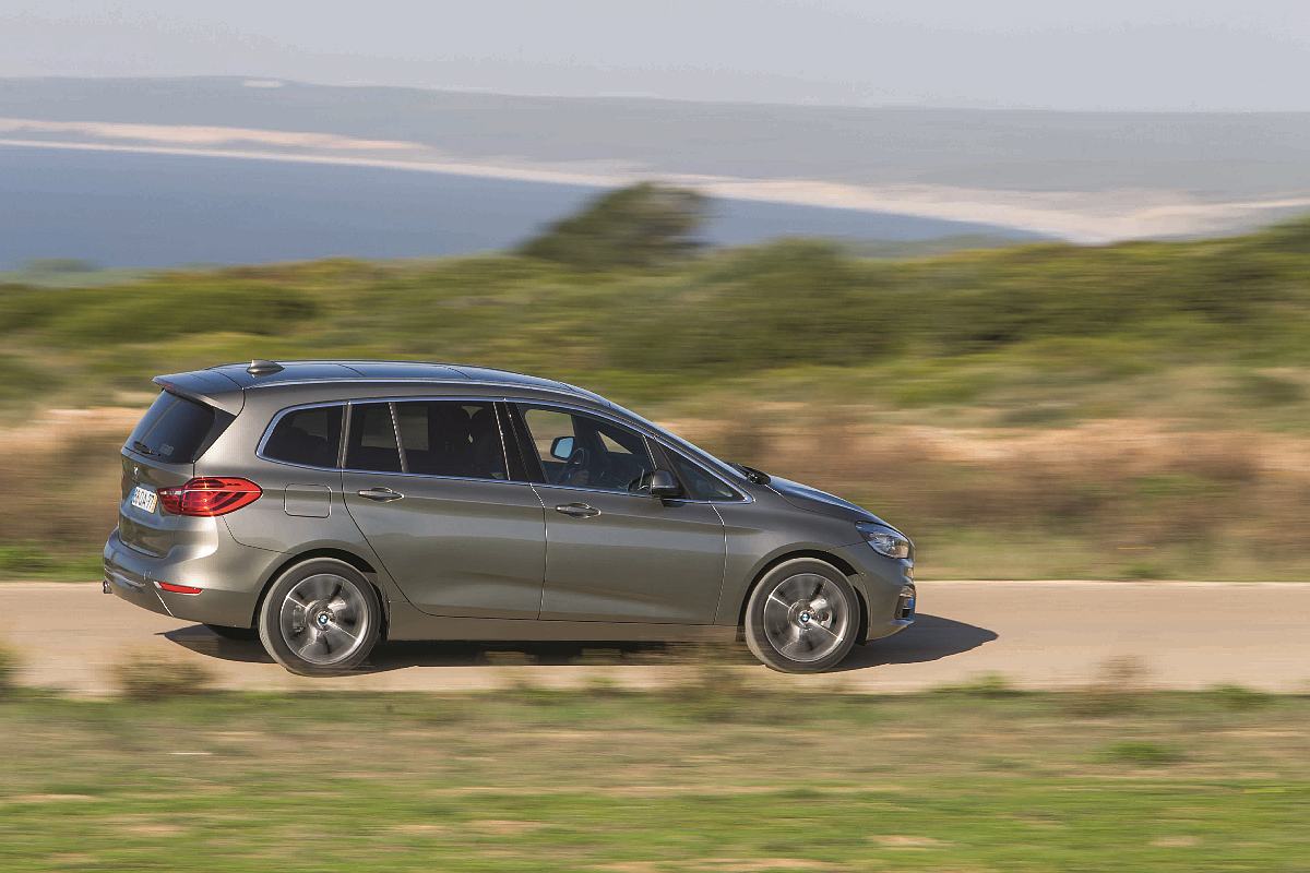 bmw-gran-tourer_vw-touran-turbo-18