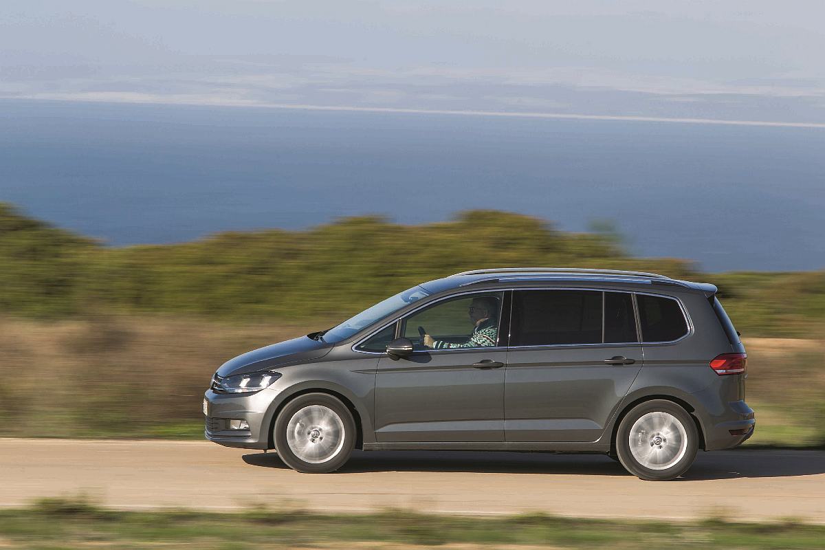 bmw-gran-tourer_vw-touran-turbo-21