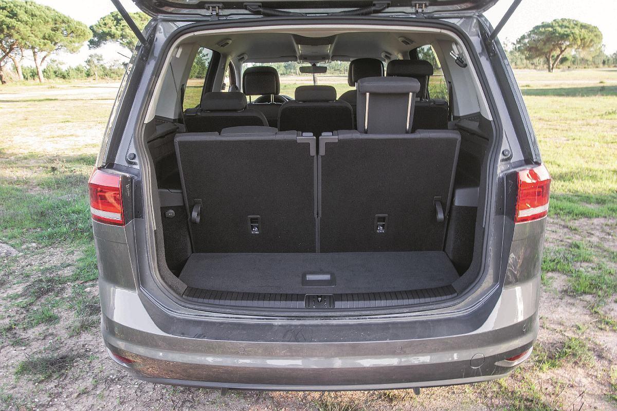 bmw-gran-tourer_vw-touran-turbo-8