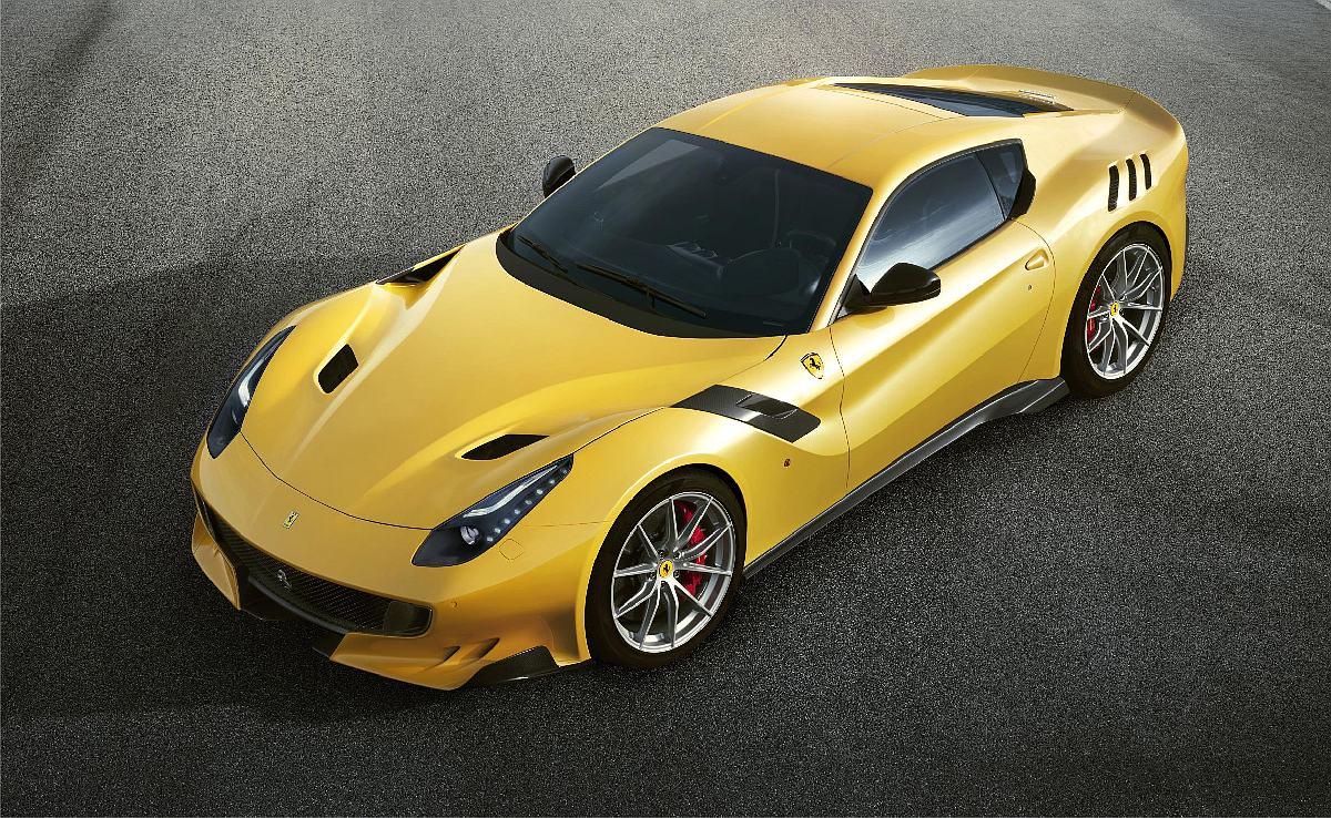 ferrari_f12tdf_2low