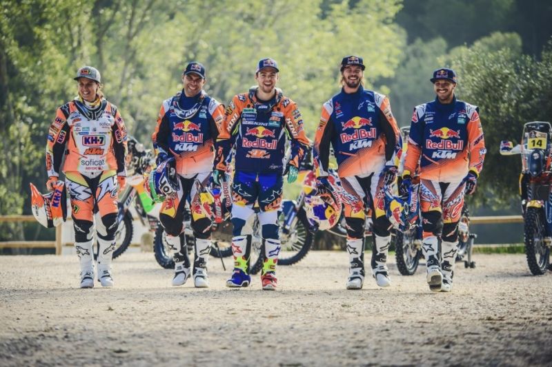 laia-sanz-antoine-meo-matthias-walkner-toby-price-sam-sunderland-ktm-450-rally-2016