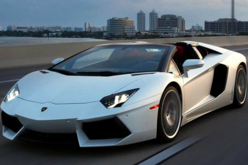 lamborghini-aventador-lp700-14