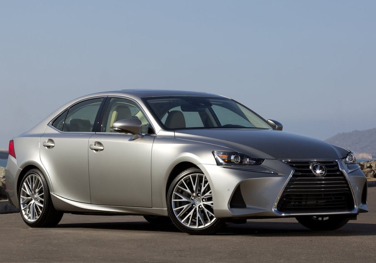 lexus-is-2017-1280-02