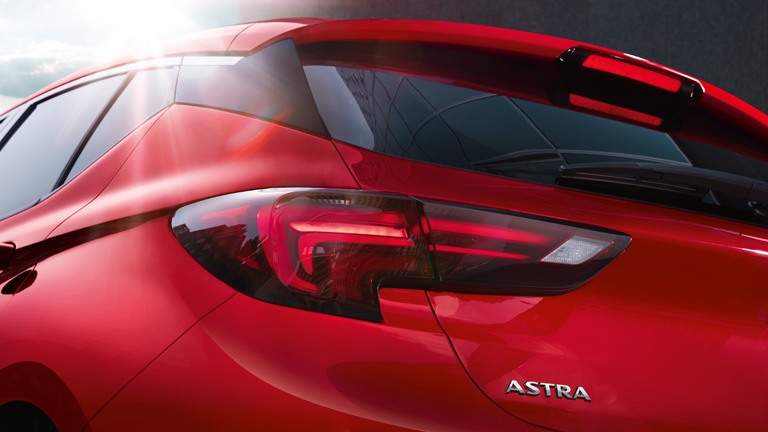 pt_opel_astra_led_signature_rear_light_768x432