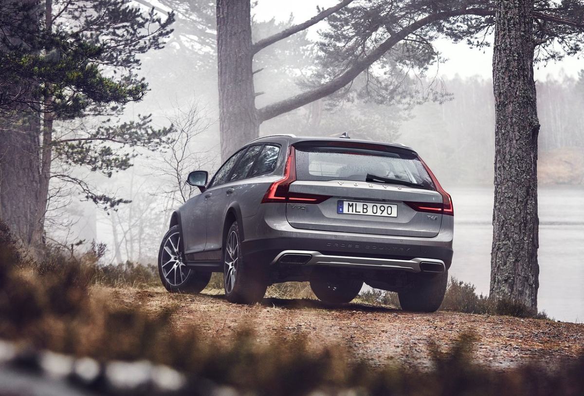 volvo-v90_cross_country-2017-1280-0d