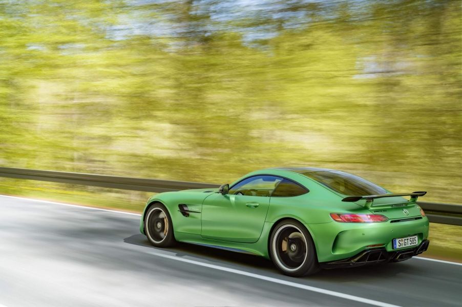 mercedes-amg-gt-r-1