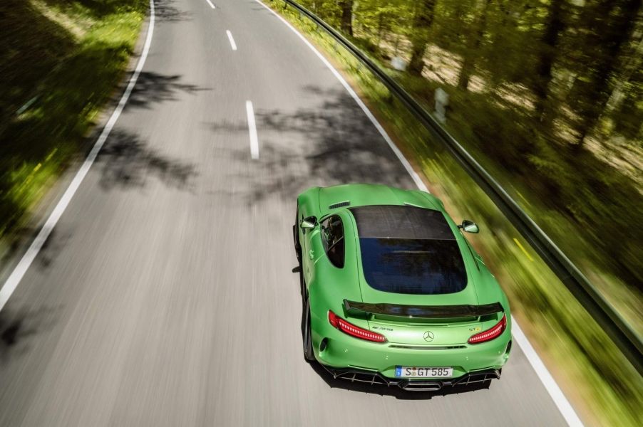 mercedes-amg-gt-r-12