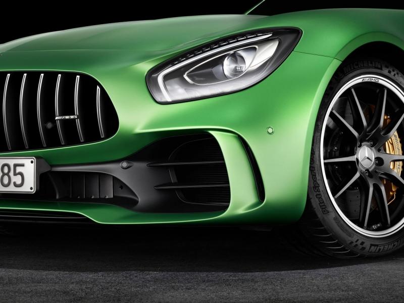 mercedes-amg-gt-r-18
