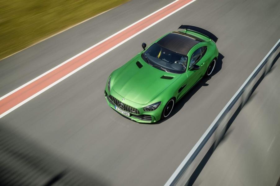 mercedes-amg-gt-r-3