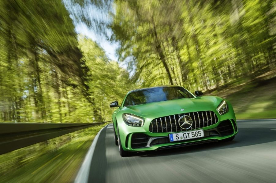 mercedes-amg-gt-r-7