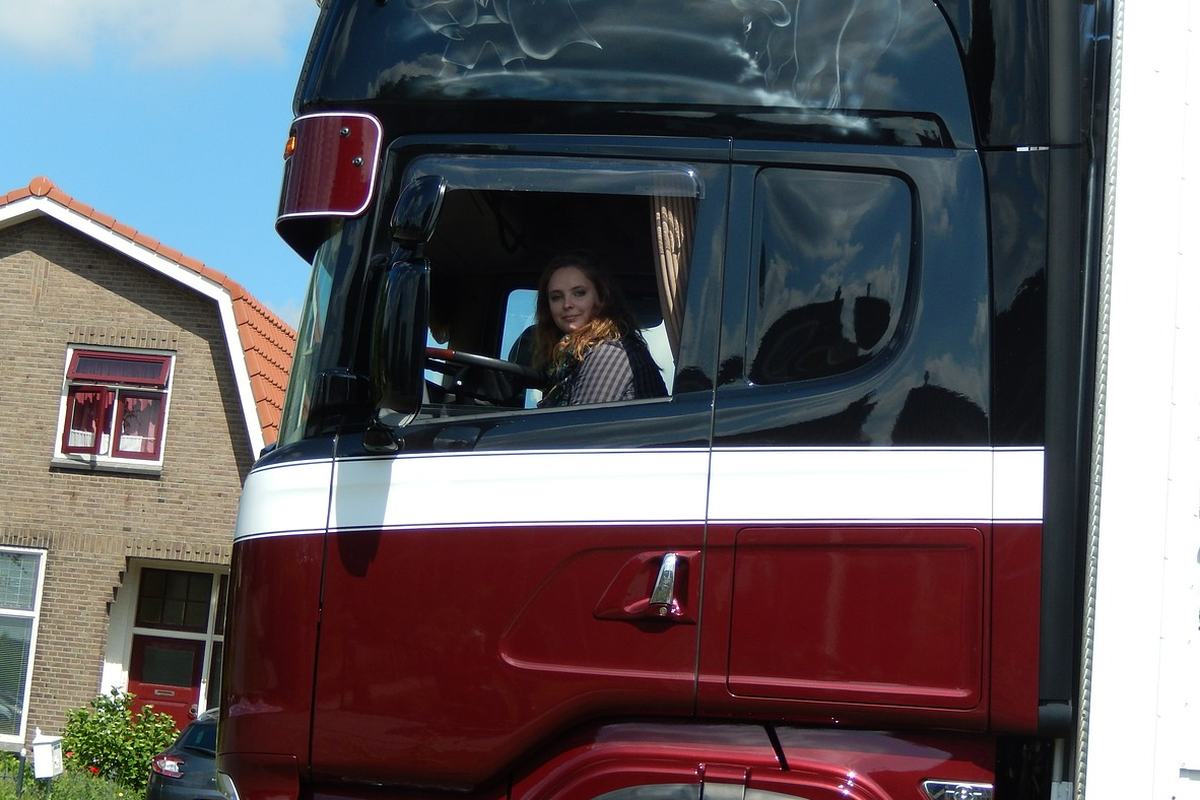 truck-538957_1280