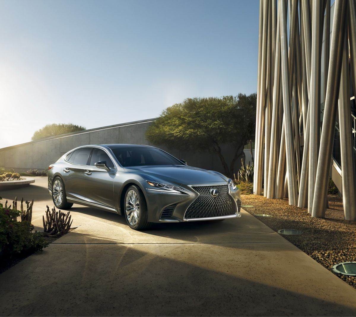 lexus-ls-15
