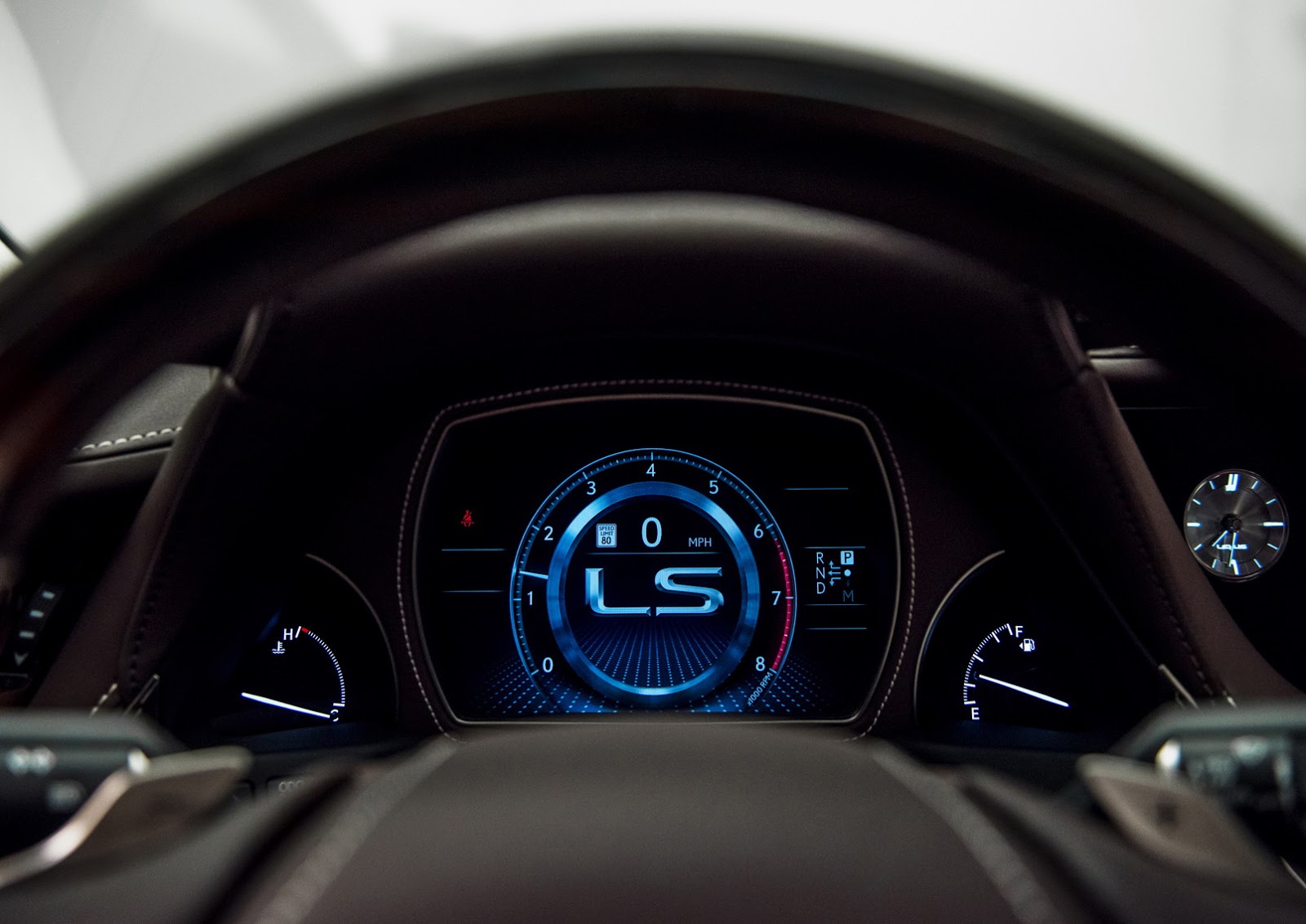 lexus-ls-30