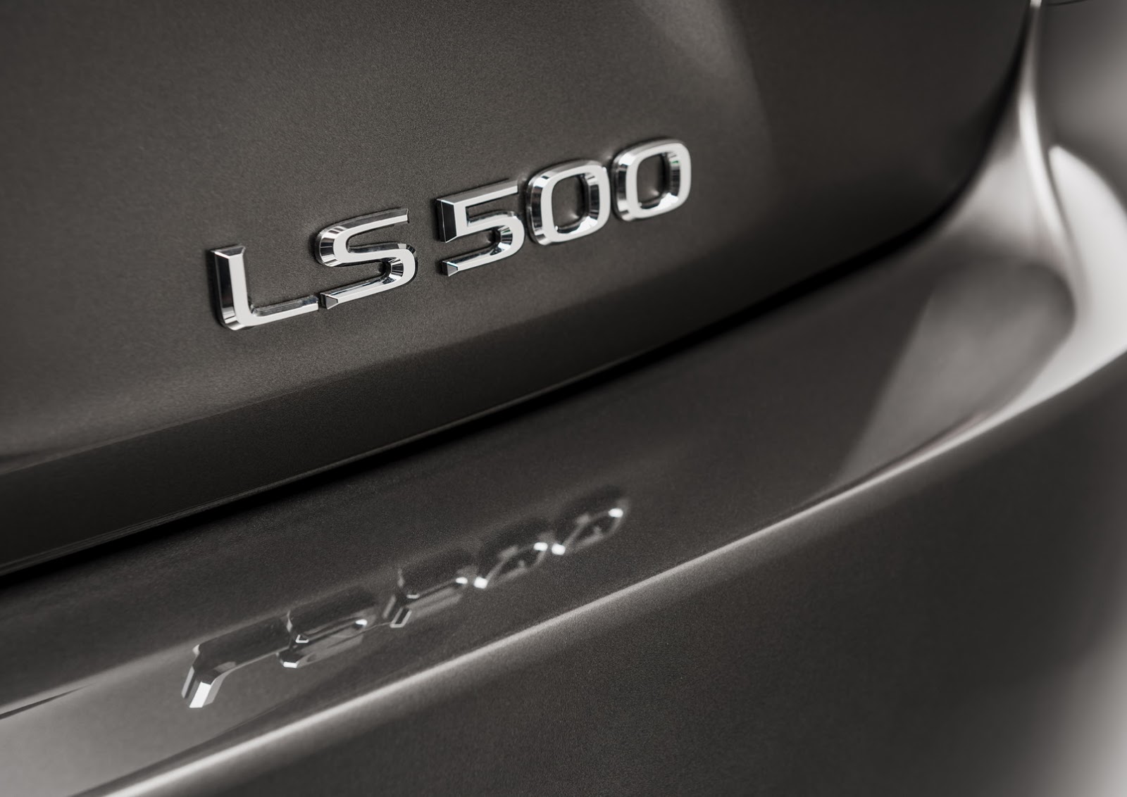 lexus-ls-34