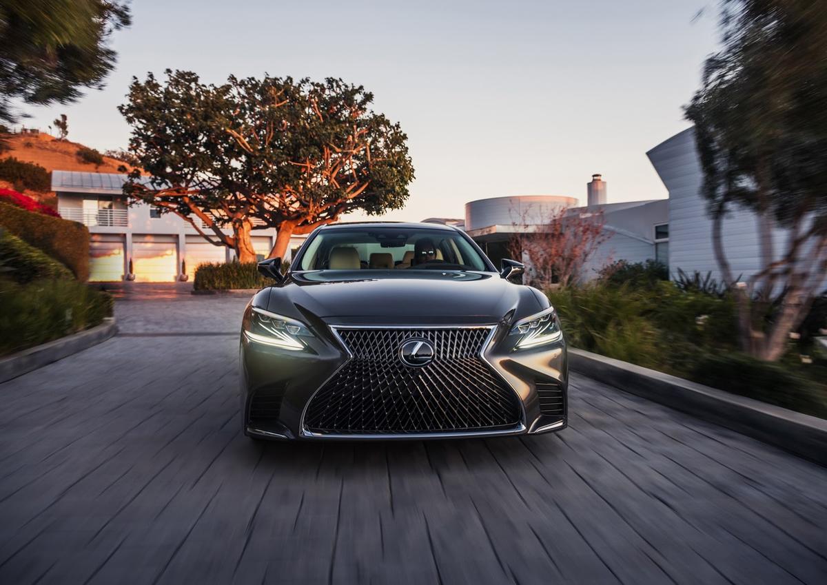 lexus-ls-41