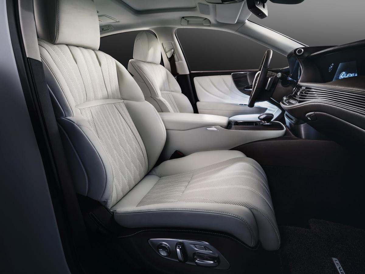 lexus-ls-53
