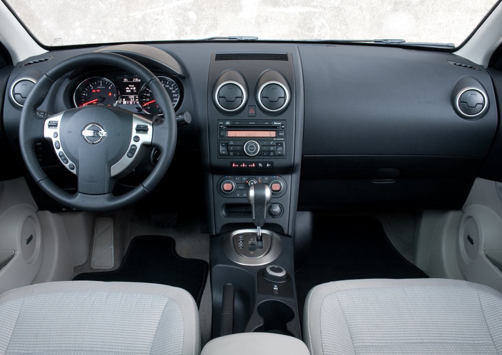 nissan-qashqai-2010-6