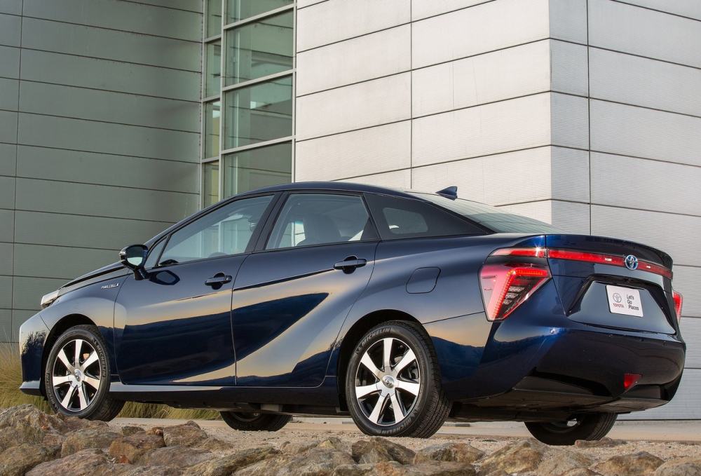 toyota-mirai-2016-1280-3e