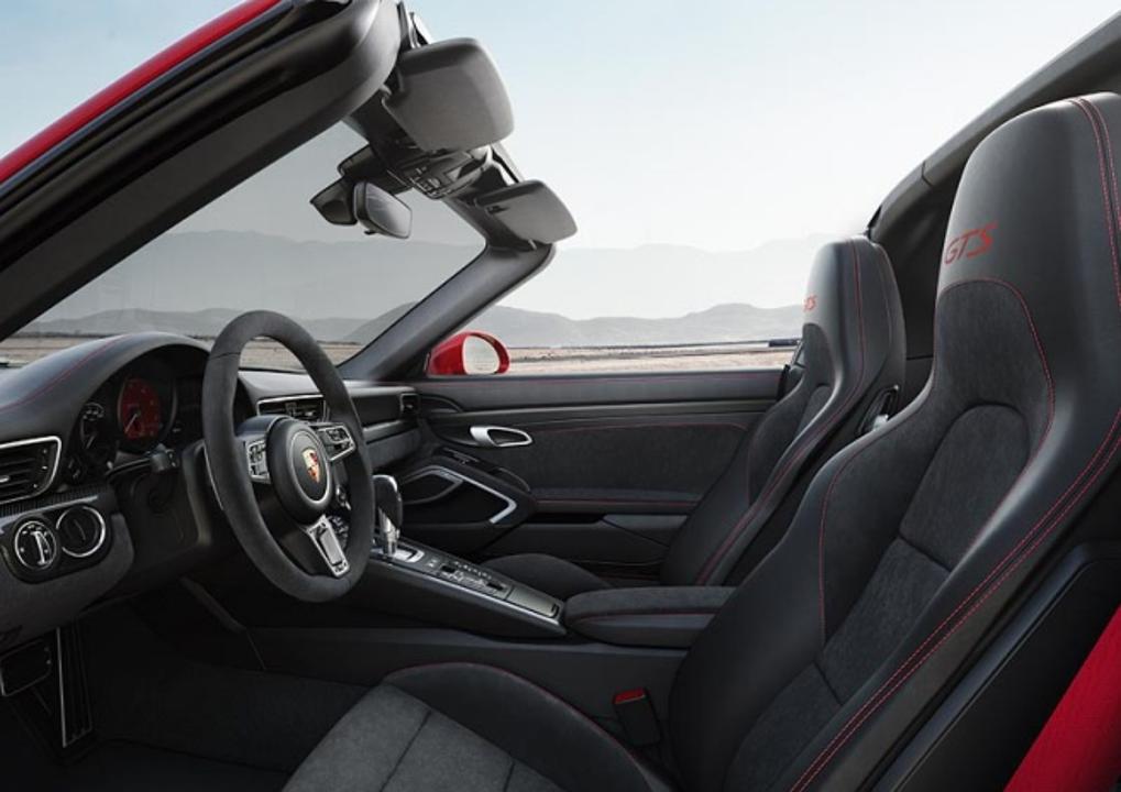 low_911_targa_4_gts_2017_porsche_ag-2