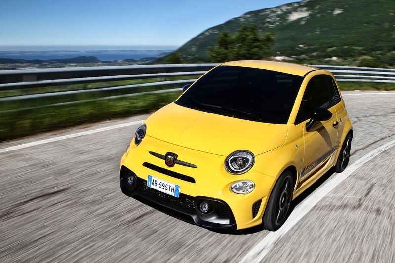 160607_abarth_595_06