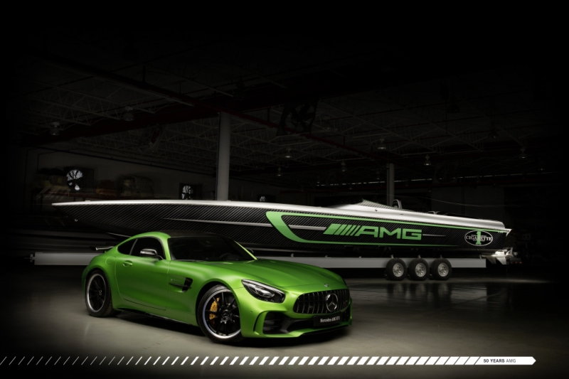 Miami International Boat Show: Zehn Jahre Kooperation Mercedes-AMG und Cigarette Racing: Premiere für das Rennboot „2017 50’ Marauder AMG“ –  inspiriert vom Mercedes-AMG GT R
