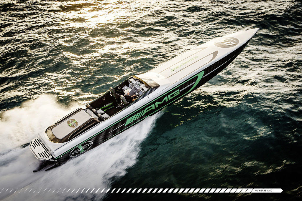Miami International Boat Show: Zehn Jahre Kooperation Mercedes-AMG und Cigarette Racing: Premiere für das Rennboot „2017 50’ Marauder AMG“ –  inspiriert vom Mercedes-AMG GT R