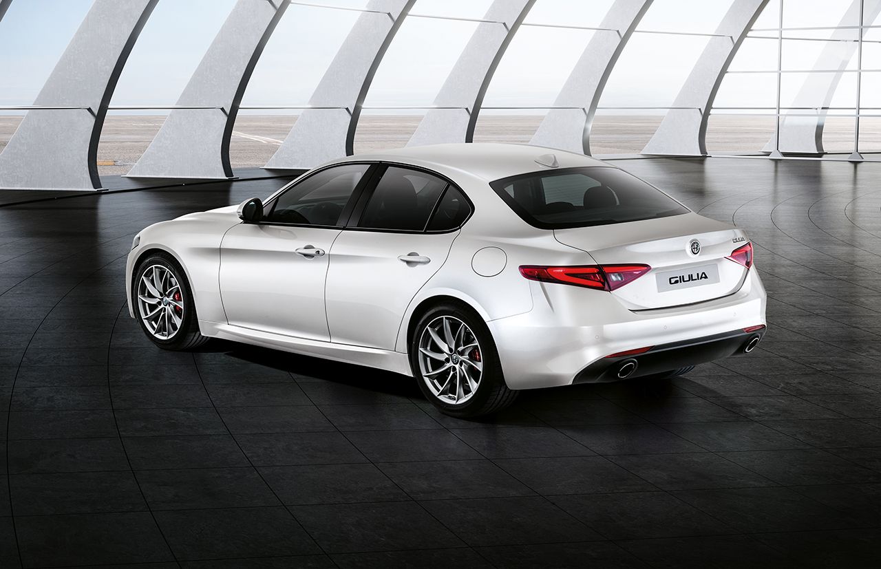 160301_alfa-romeo_ginevra-giulia_05