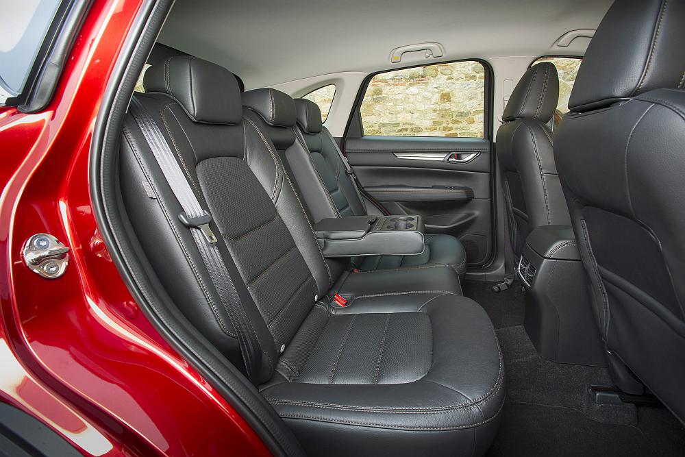 all-newcx-5italy2017interior_04
