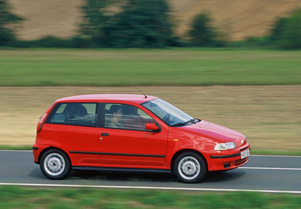 fiat-punto-1993-1280-01