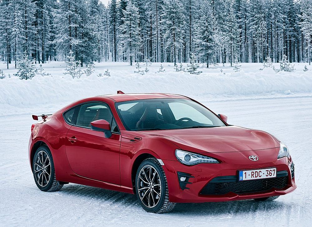 toyota-gt86-2017-1280-06