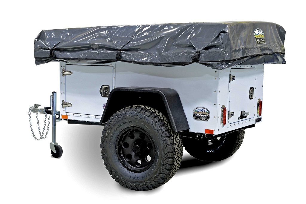 white-trailer-rear-w-o-cabela