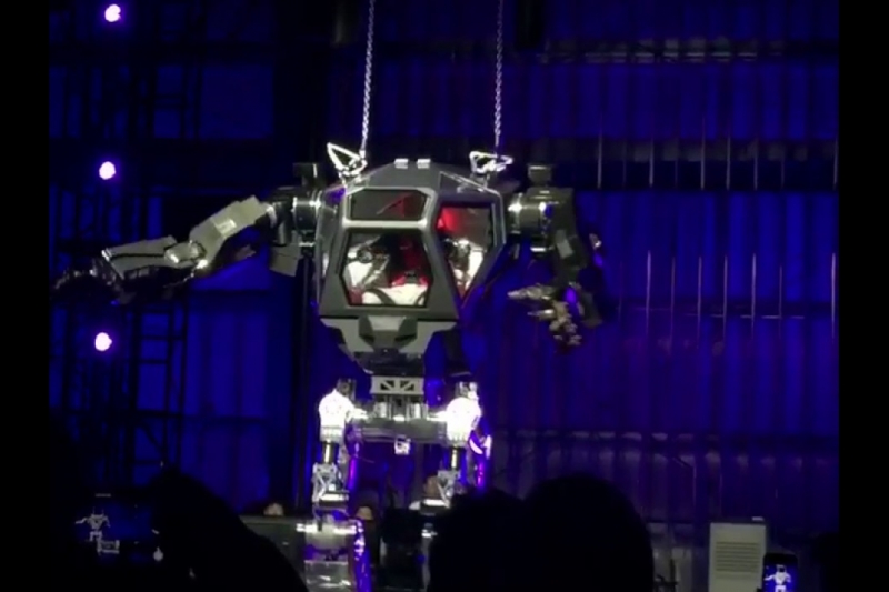 Jeff Bezos Robot