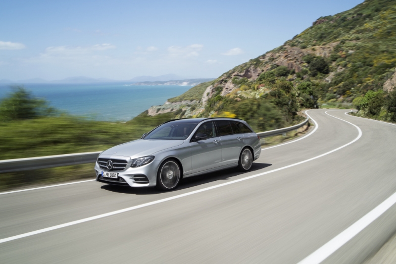 Mercedes-Benz E-Klasse T-Modell  AMG Line; S 213, 2016