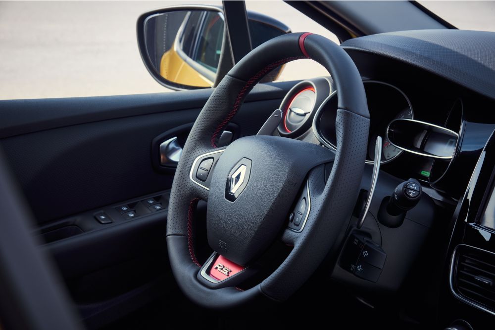 renault-clio-rs-8
