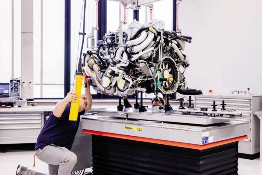 03_molsheim_bugatti_atelier-960×600-1-960×600