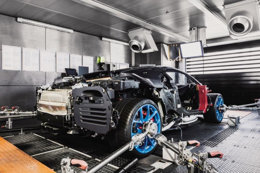 12_molsheim_bugatti_atelier-960×600-1-960×600