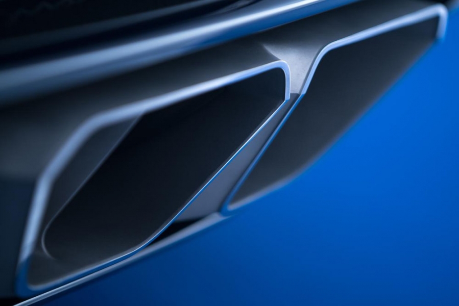 14_chiron_exhaust_web-960×600