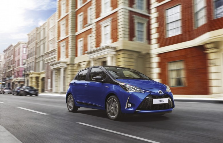 800_2017-yaris-dyn-03