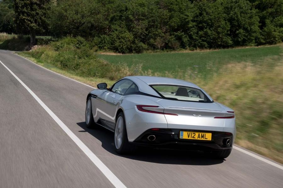 DB11-Lightning-Silver-141_1-960×600