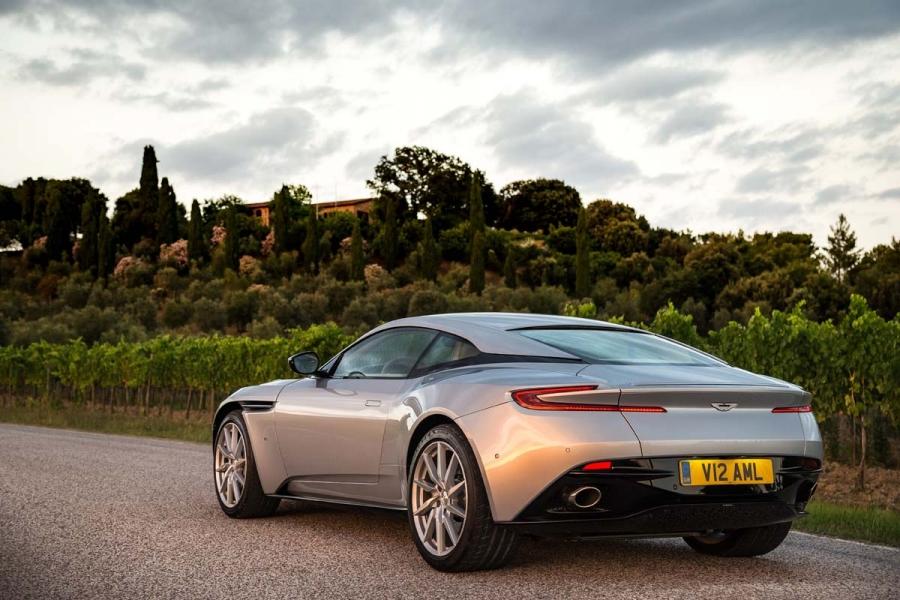 DB11-Lightning-Silver-199-960×600