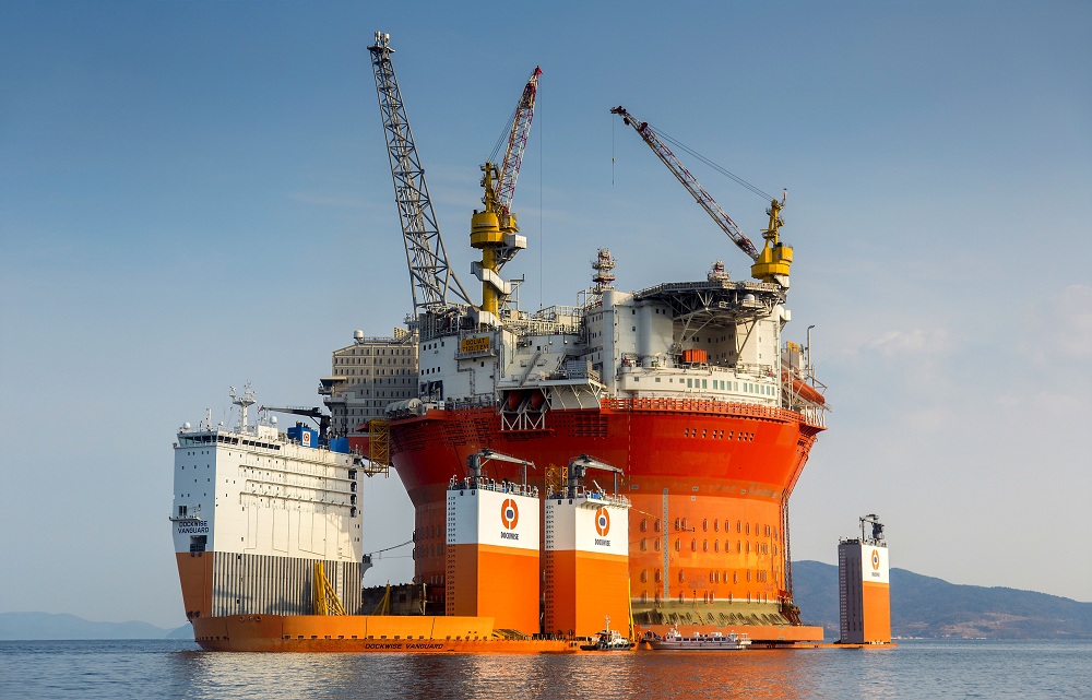 Dockwise_Vanguard_Semi_submersible_heavy_lift_vessel_Goliat_Boskalis