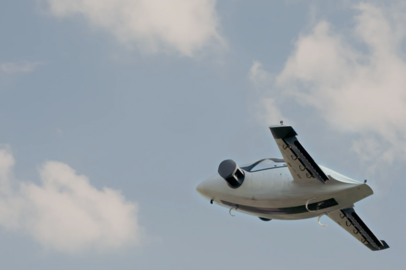 Lilium Jet Accelerating