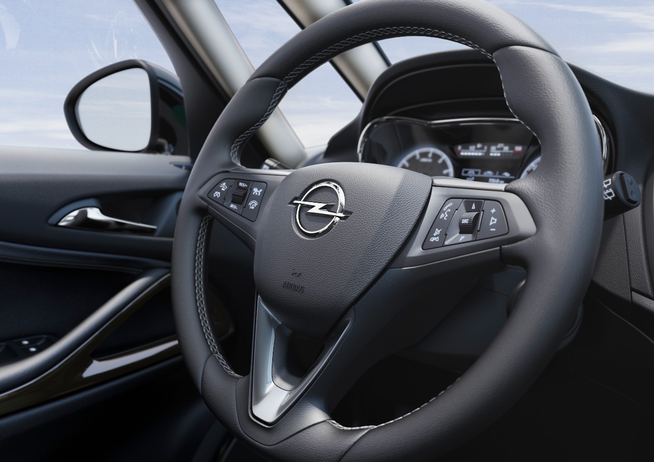 Opel-Zafira-302140