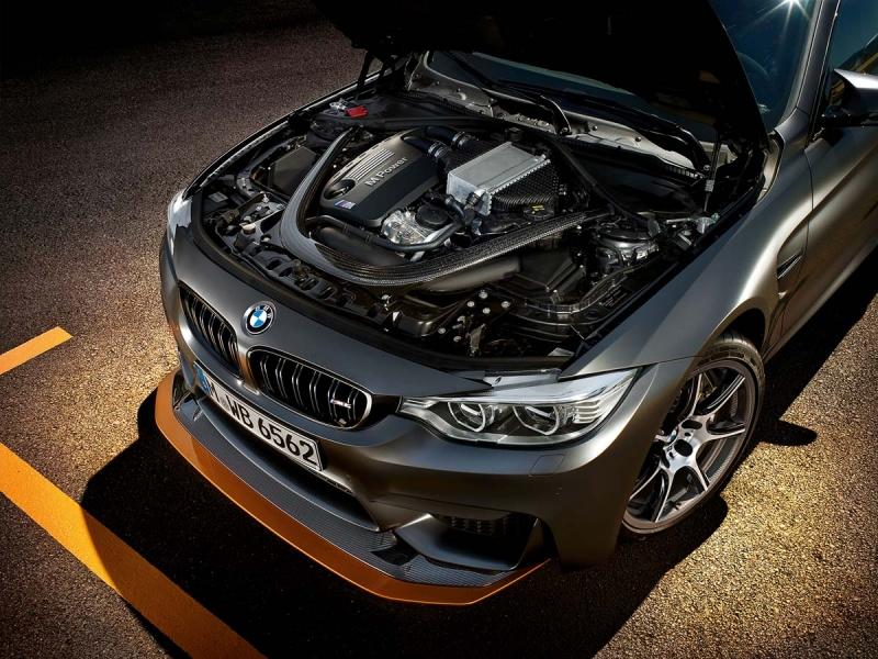 P90207260_highRes_bmw-m4-gts-02-2015-960×600